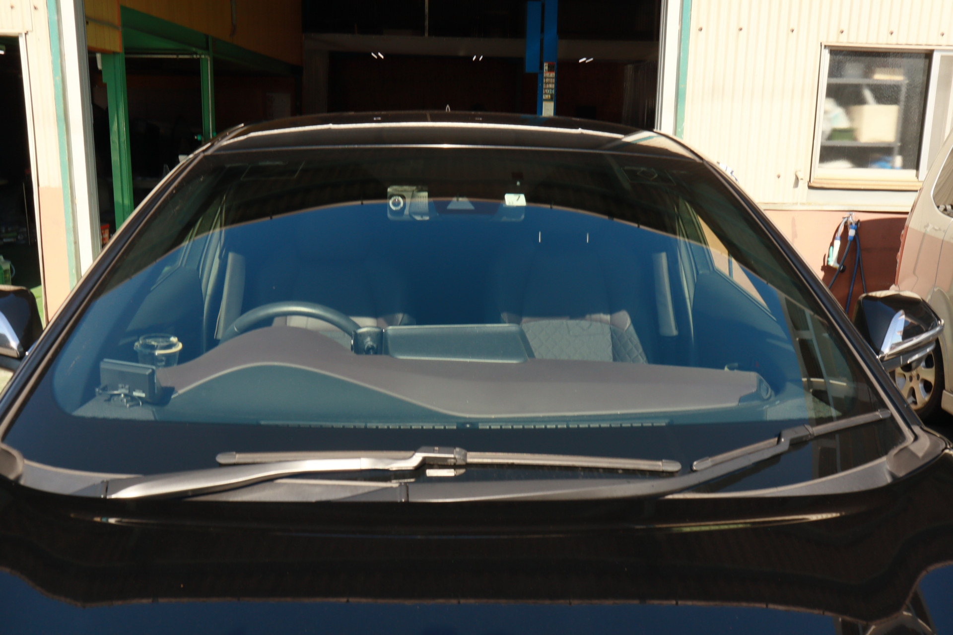 C Hr フロントガラスフィルム ゴーストneo2施工 Nexus株式会社 地元岡山市からお車を愛する方に向けて様々な情報を発信するブログを運営中