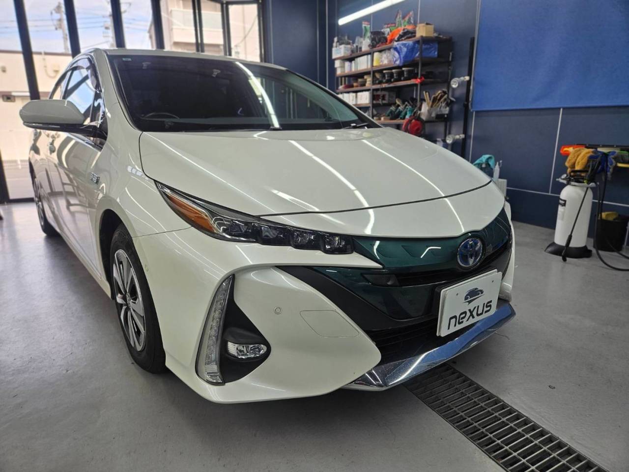 都窪郡早島町のお客様にフロントガラス飛び石修理　プリウス【nexus株式会社】