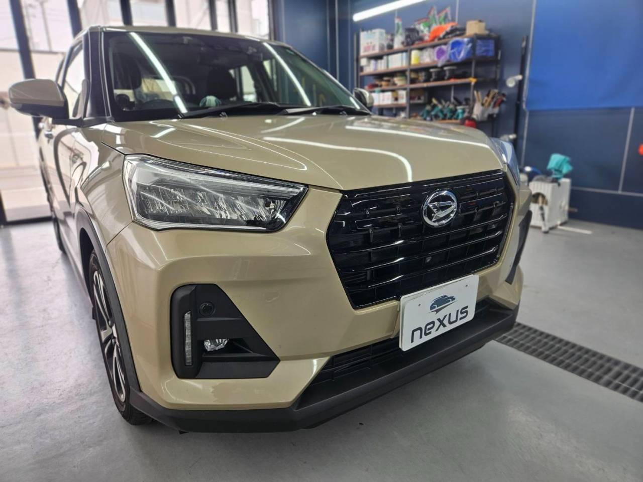  倉敷市のお客様にフロントガラス飛び石修理　ロッキー　2025/06/05