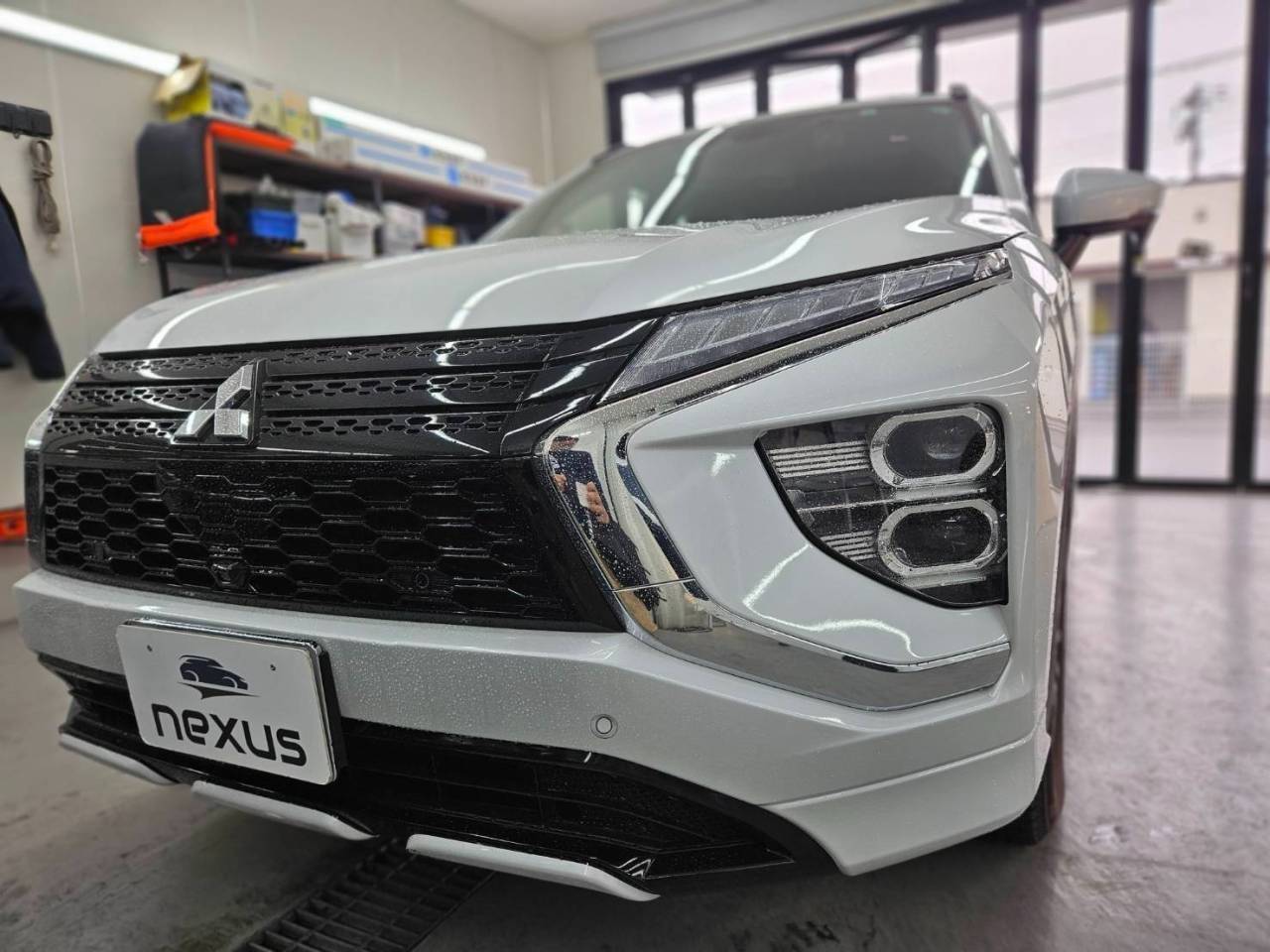 倉敷市のお客様にフロントガラス飛び石修理　エクリプスクロス　2025/02/25