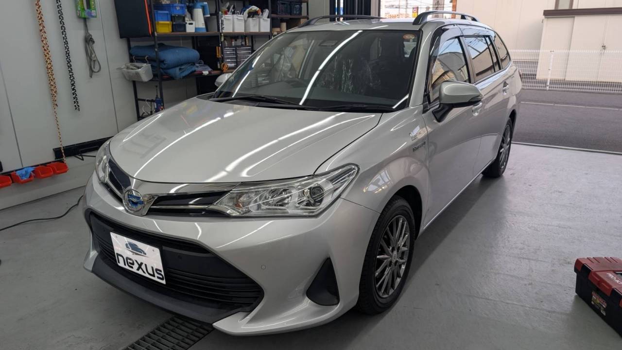 倉敷市のお客様にフロントガラス飛び石修理　カローラフィールダー【nexus株式会社】