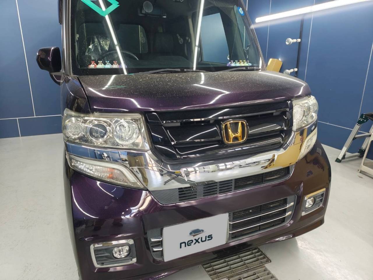 岡山市のお客様にフロントガラス交換　N-BOX【nexus株式会社】