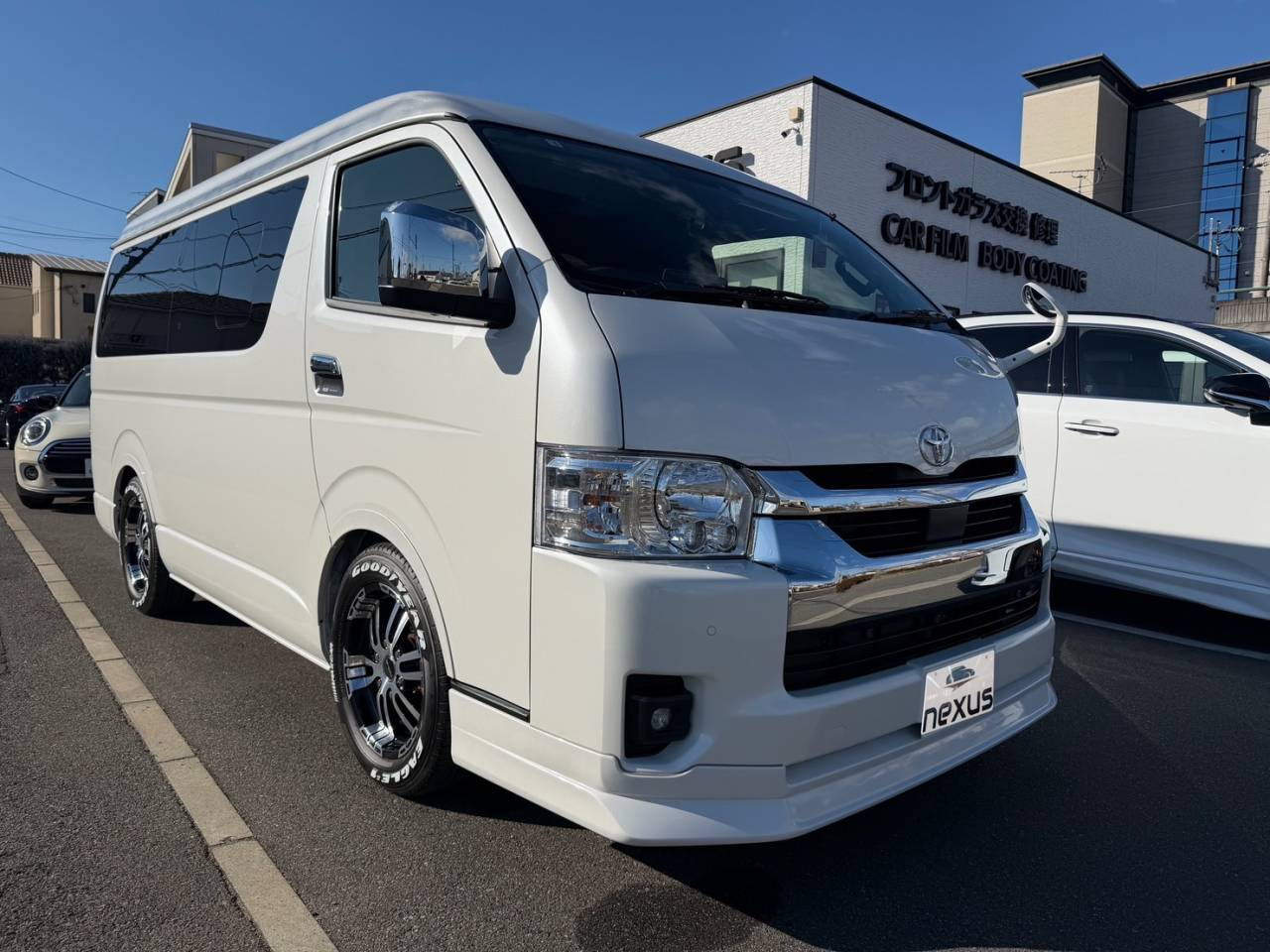 岡山市のお客様にカーフィルム(スタンダード)　ハイエース【nexus株式会社】