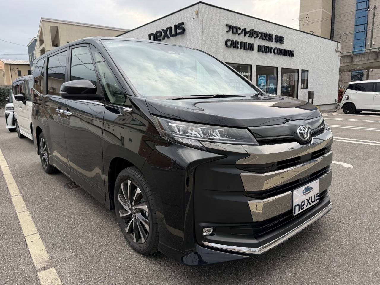 岡山市のお客様にカーフィルム(ドット対応) ノア【nexus株式会社】